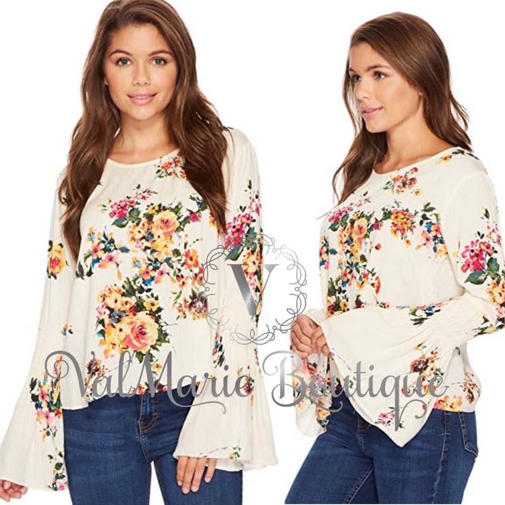 Cream floral bell sleeve blouse - Picture 1 of 6